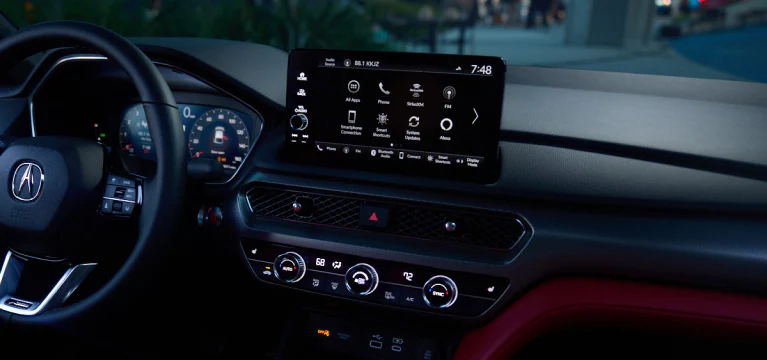 Interior del Acura Integra 2026 con conectividad de vanguardia.