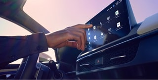 Acura ADX 2025 con consola con pantalla táctil Acura ADX 2025 con consola con pantalla táctil