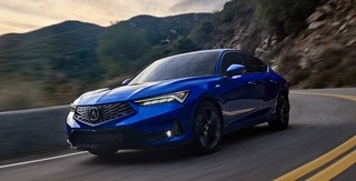 Vista frontal de 3/4 del Integra 2023 en Apex Blue Pearl Vista frontal de 3/4 del Integra 2023 en Apex Blue Pearl