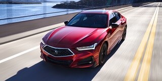TLX SH-AWD 2022 con Paquete Avanzado en Performance Red Pearl con accesorios originales de Acura TLX SH-AWD 2022 con Paquete Avanzado en Performance Red Pearl con accesorios originales de Acura