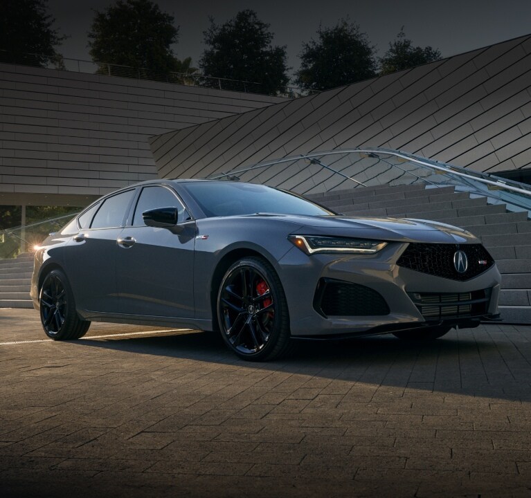 Acura TLX 2025 con Paquete Type S en acabado de pintura de primera calidad Urban Gray Pearl.