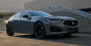 Acura TLX 2025 con Paquete Type S en pintura de primera calidad Urban Gray Pearl. Acura TLX 2025 con Paquete Type S en pintura de primera calidad Urban Gray Pearl.