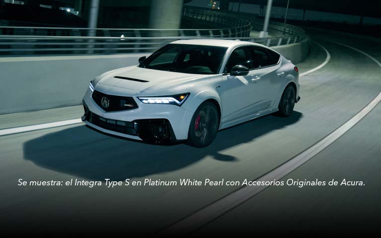 Acura Integra Type S 2026 en Platinum White Pearl con accesorios originales de Acura